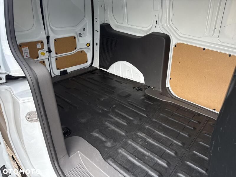 Ford Transit Connect - 18