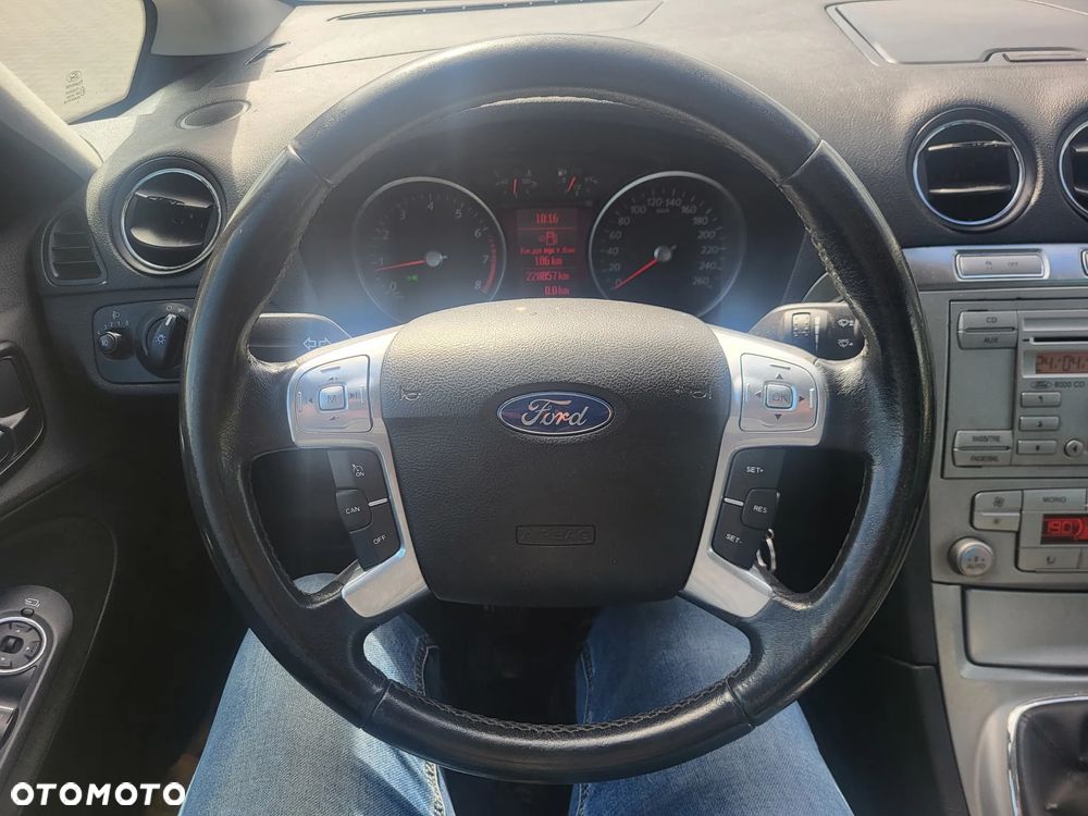 Ford S-Max 2.0 Viva Titanium - 28