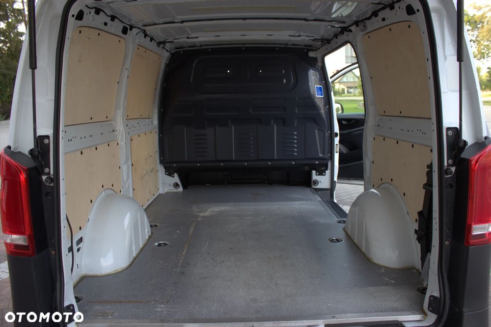 Mercedes-Benz VITO - 30