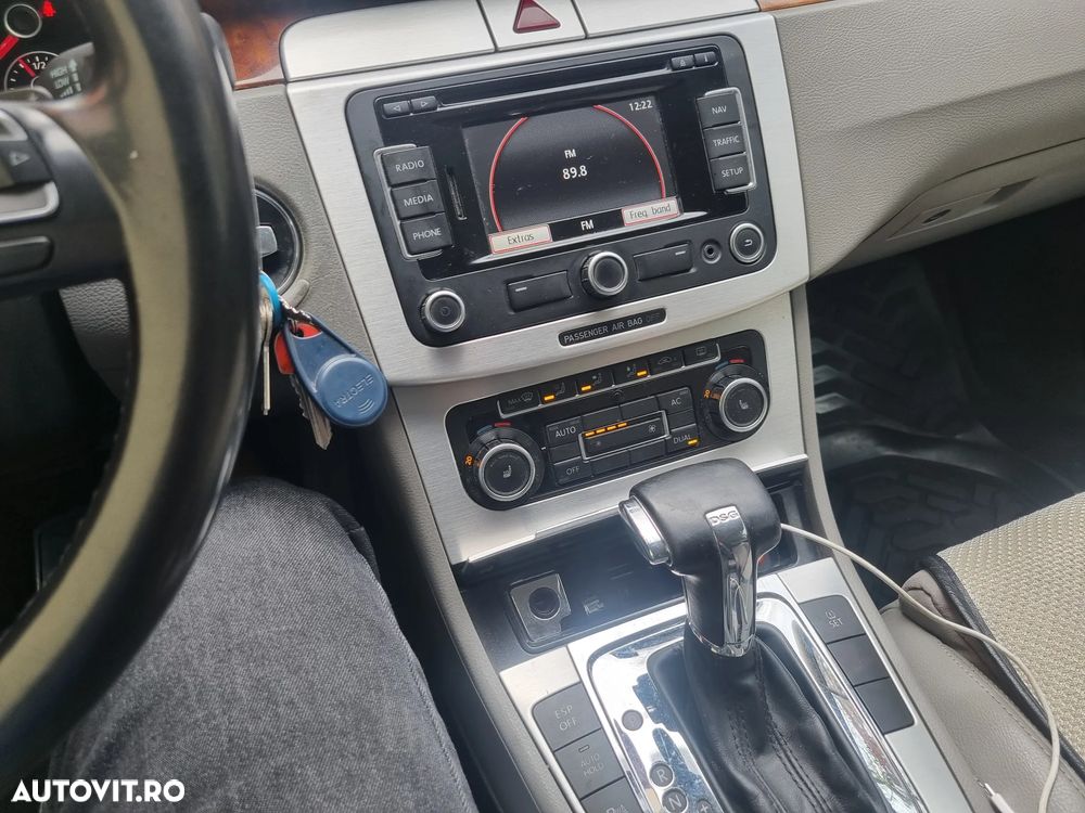 Volkswagen Passat 2.0 Blue TDI DSG SCR Comfortline - 9