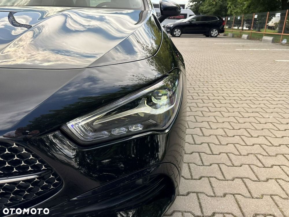 Mercedes-Benz CLA 200 7G-DCT - 9