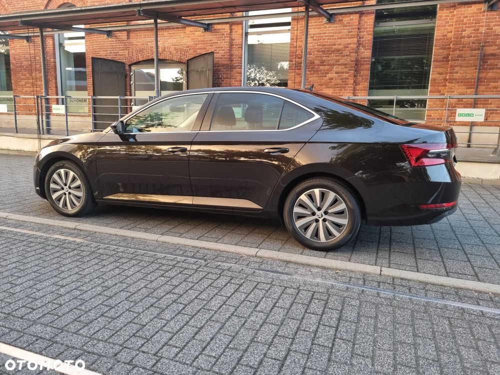 Skoda Superb 2.0 TDI SCR Style DSG - 12