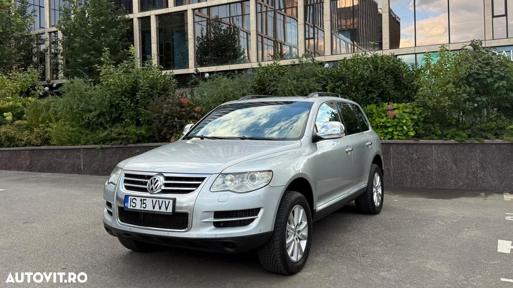Volkswagen Touareg - 11