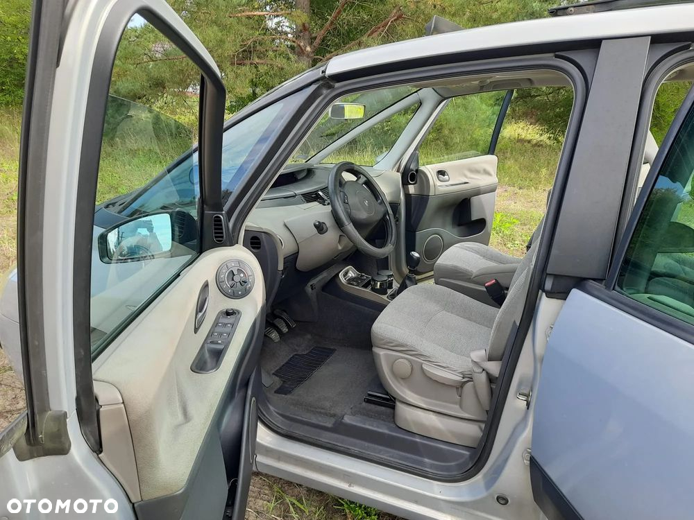Renault Espace 2.0 Expression - 9
