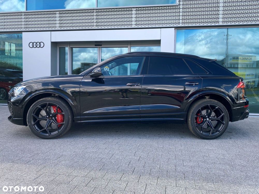 Audi RS Q8 - 4