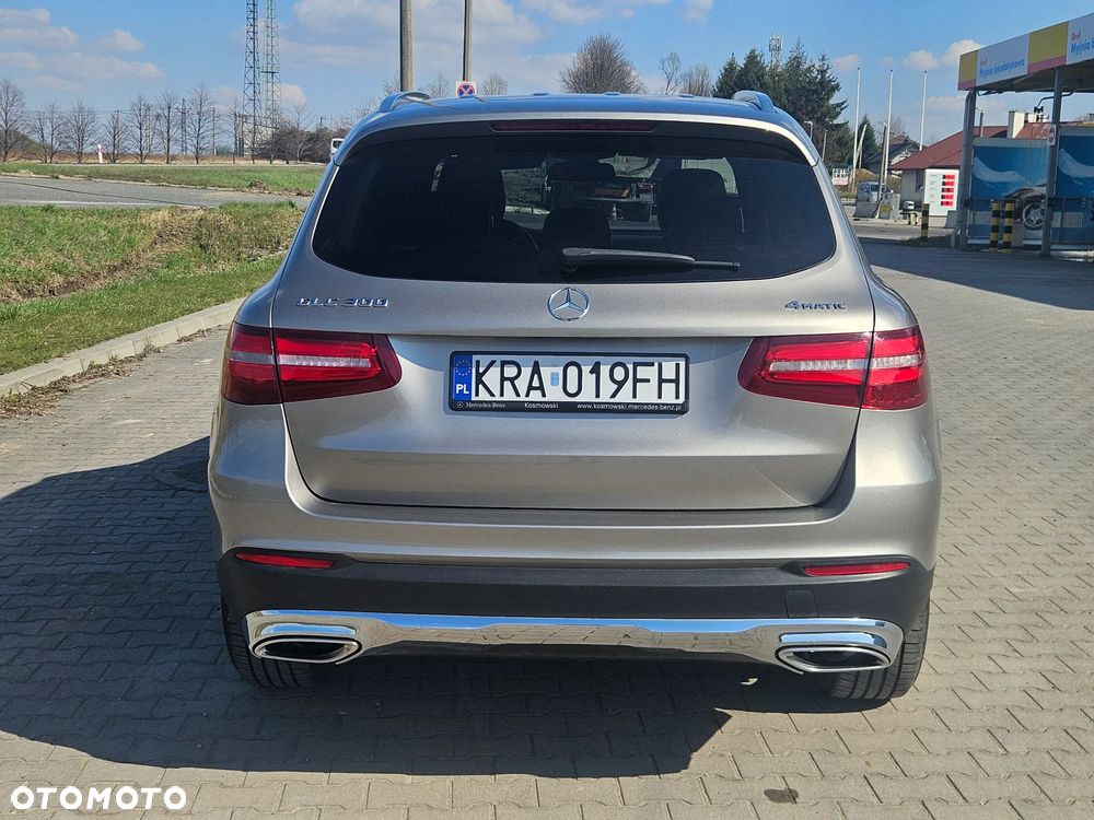 Mercedes-Benz GLC 300 4Matic 9G-TRONIC - 40