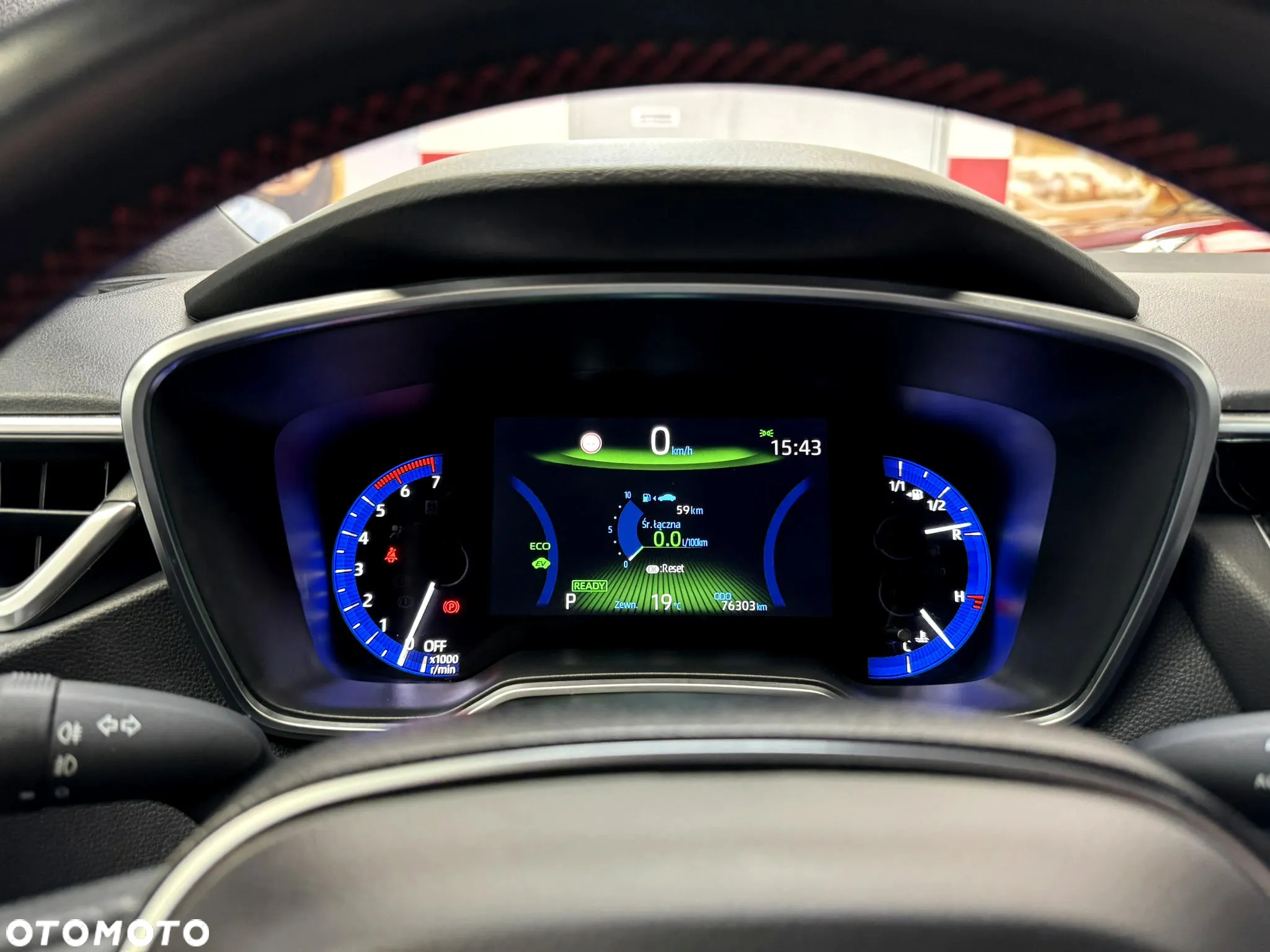 Toyota Corolla 1.8 Hybrid GR Sport - 24