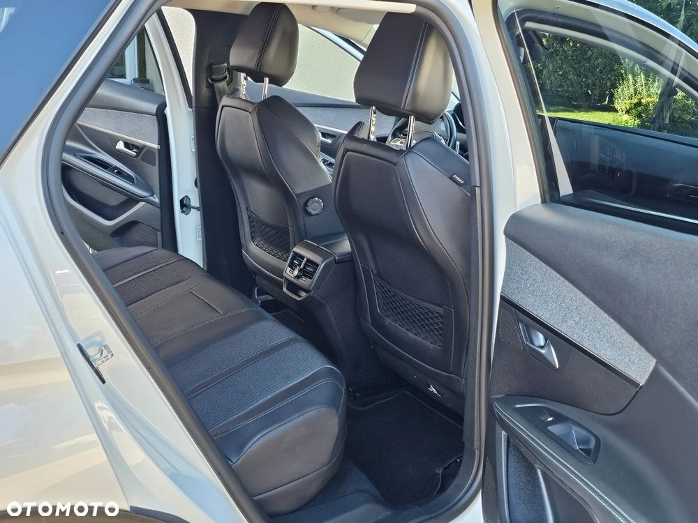 Peugeot 3008 Hybrid 225 e-EAT8 Allure Pack - 35