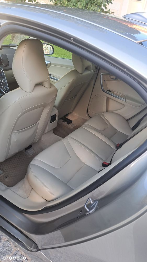 Volvo S60 - 6