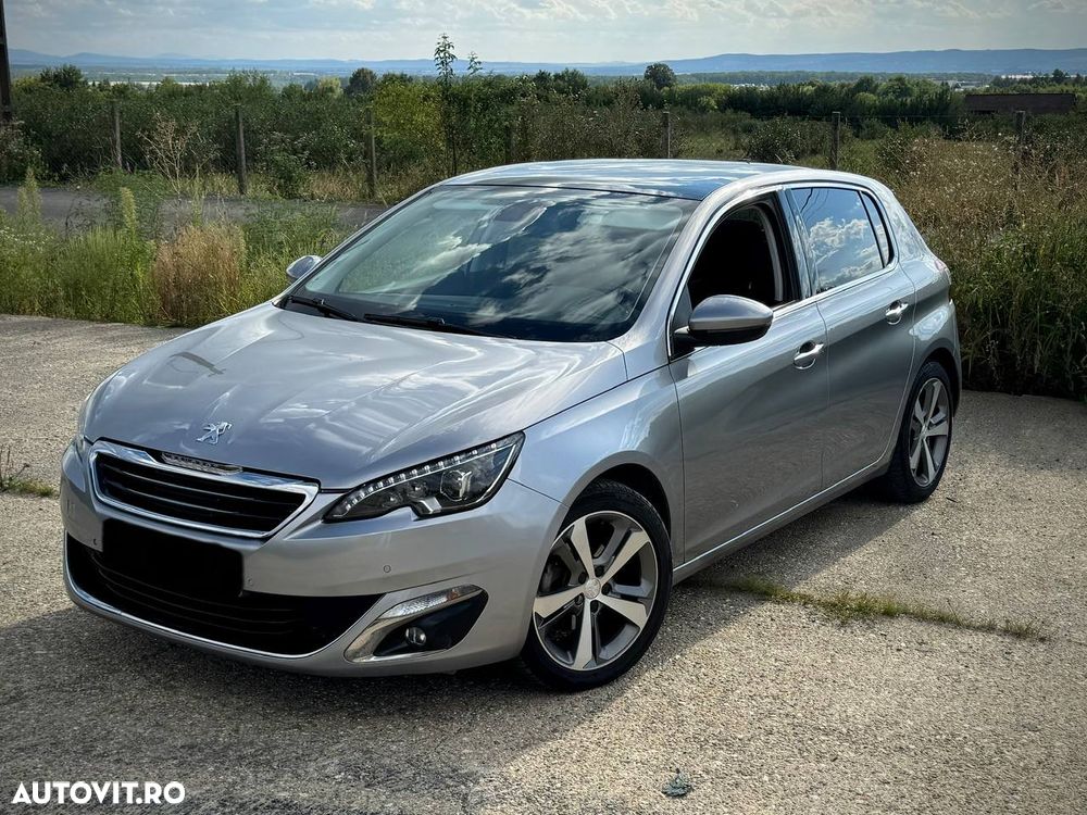 Peugeot 308 - 1