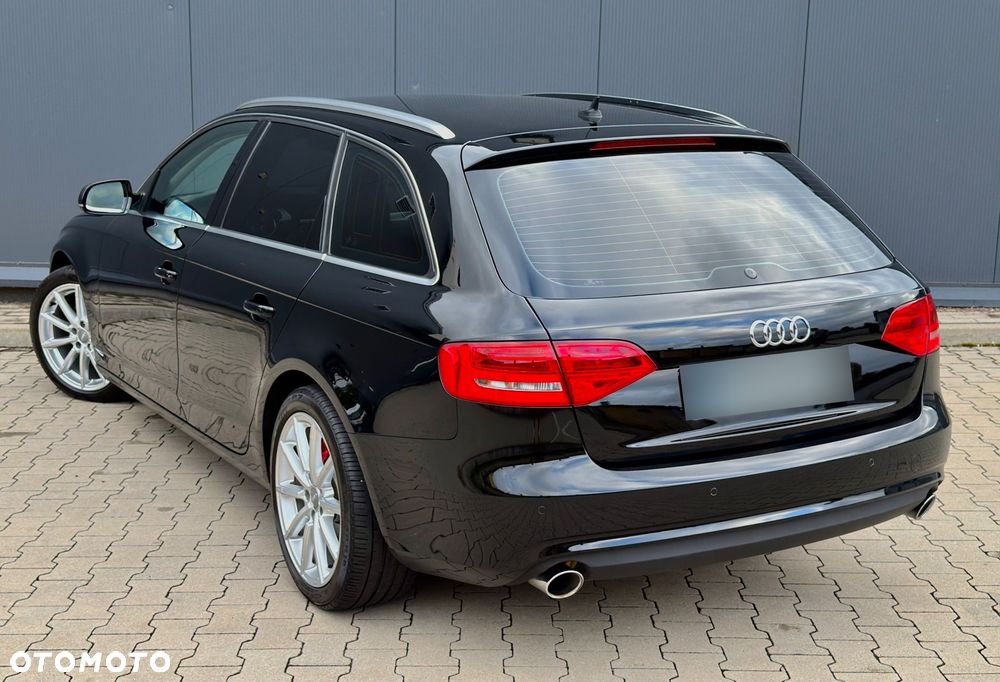 Audi A4 Avant 3.0 TDI DPF Attraction - 4