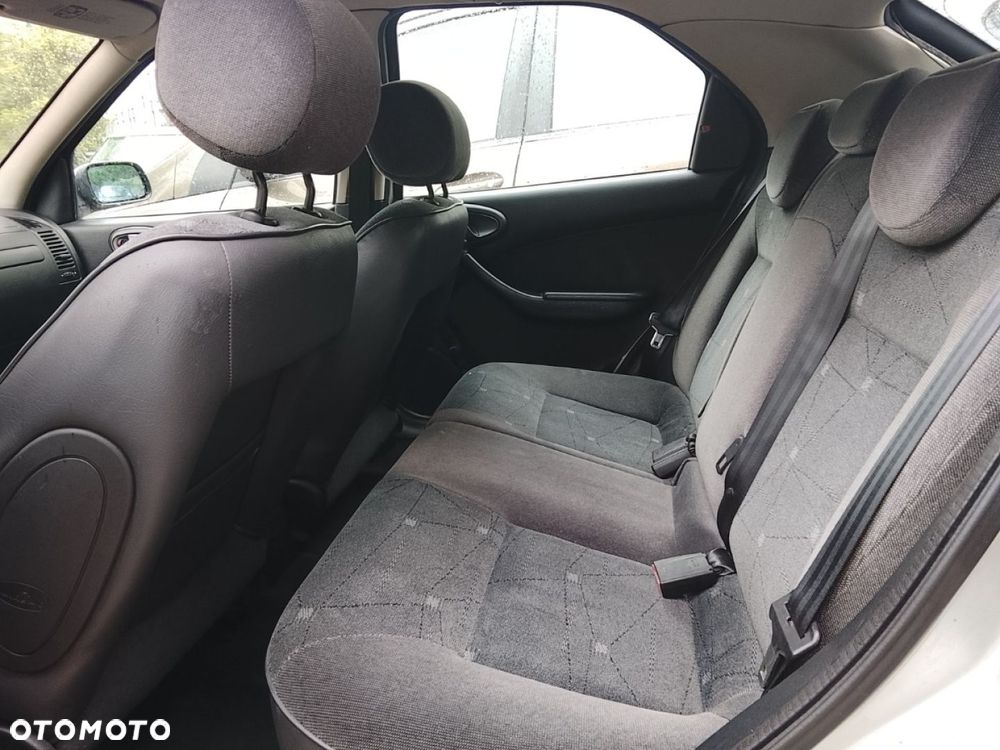 Citroën Xsara - 8