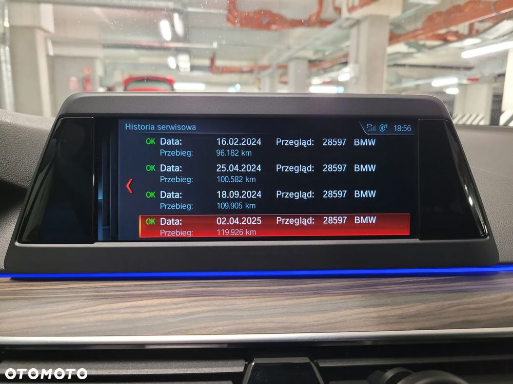 BMW Seria 5 520d xDrive M Sport sport - 32
