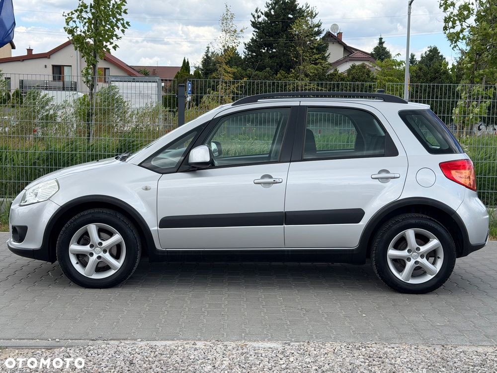 Suzuki SX4 1.6 VVT Automatik 4x2 Comfort - 2