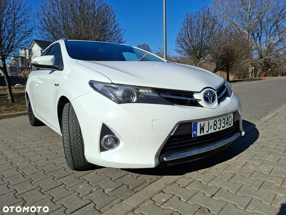 Toyota Auris Hybrid 135 Active - 1