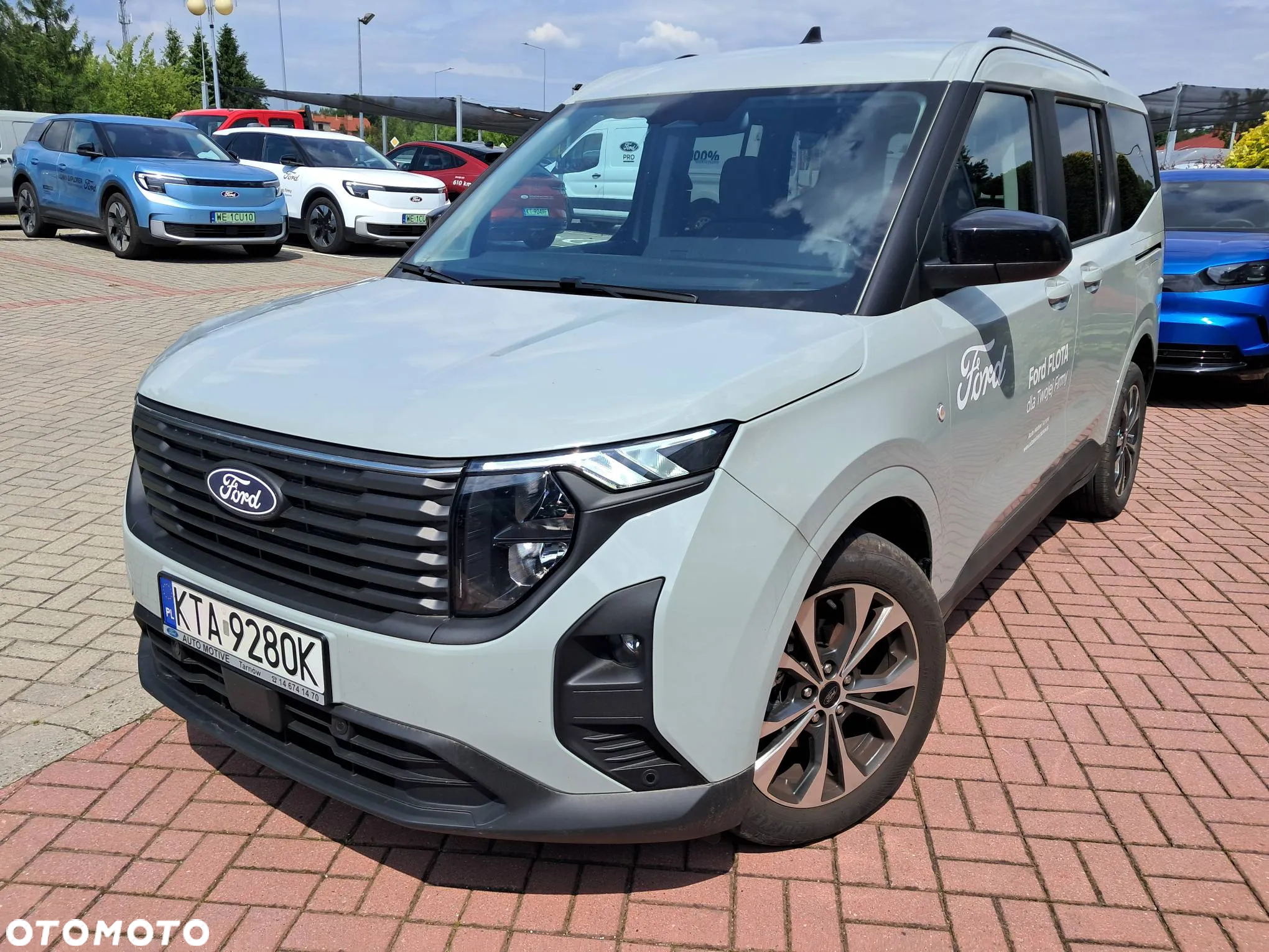 Ford Tourneo Courier 1.0 EcoBoost Titanium - 6