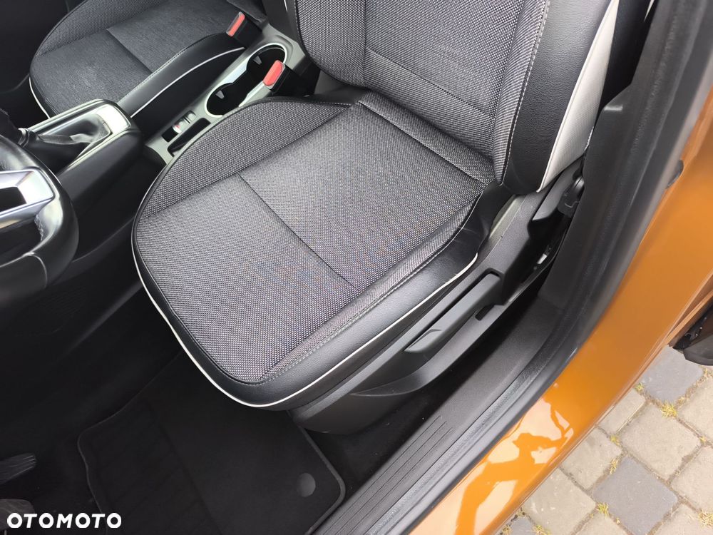 Renault Captur 1.0 TCe Intens - 12