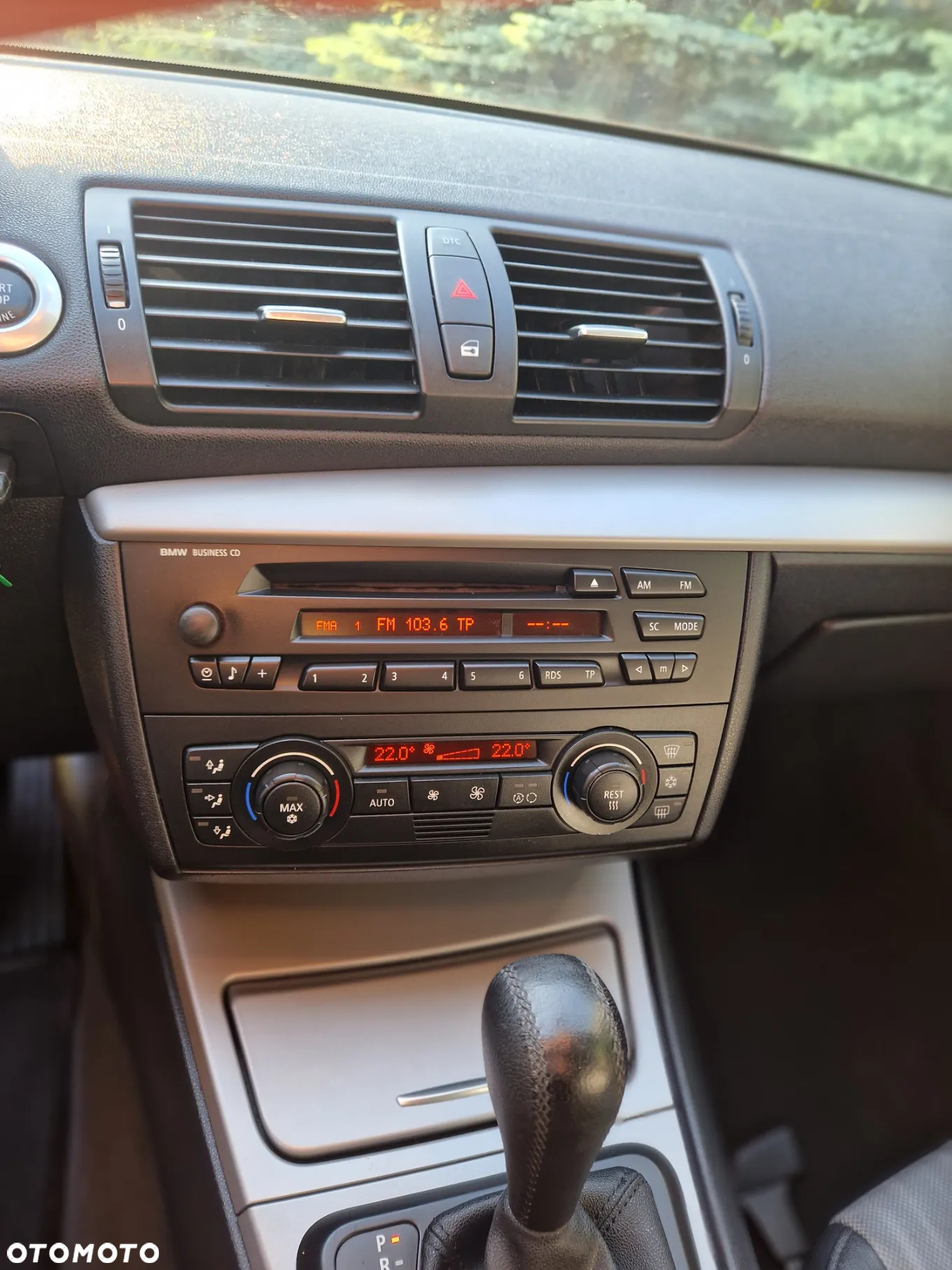 BMW Seria 1 120i - 19