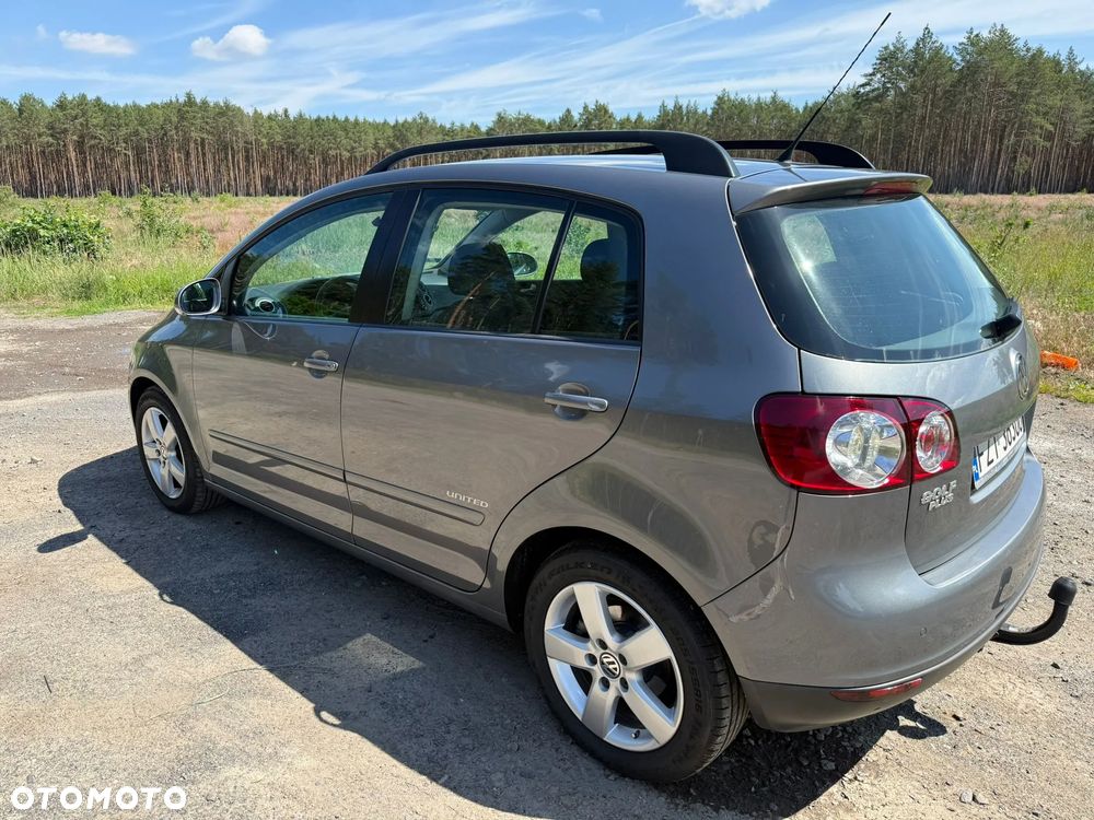 Volkswagen Golf Plus 1.9 TDI DSG United - 3