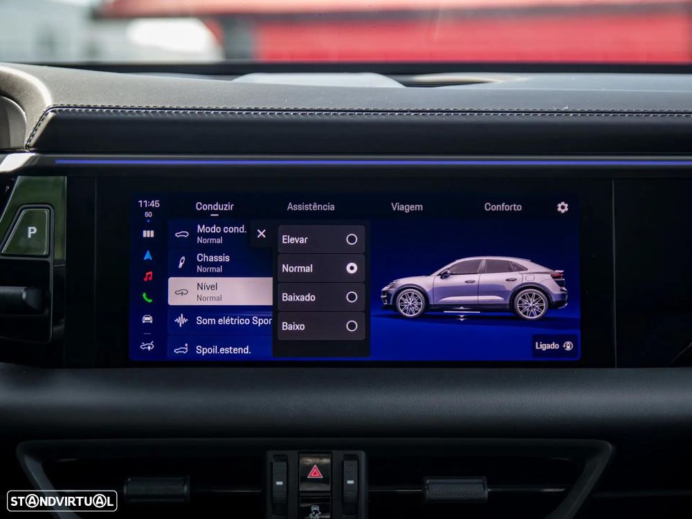 Porsche Macan Electric - 35