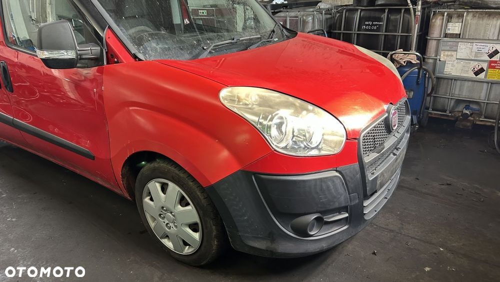 Zwrotnica lewa prawa Fiat  Doblo XL 1,6 Multijet - 1