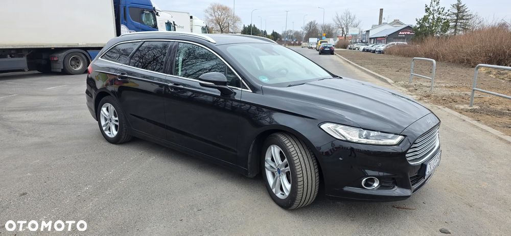 Ford Mondeo 2.0 TDCi STart-Stopp PowerShift-Aut Titanium - 4