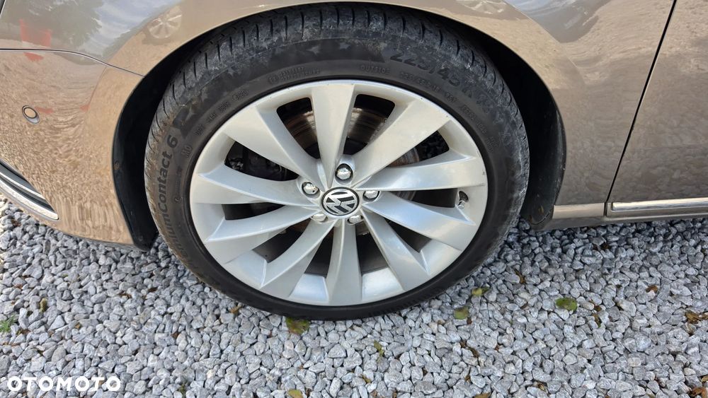 Volkswagen Passat 2.0 TDI Highline DSG - 18