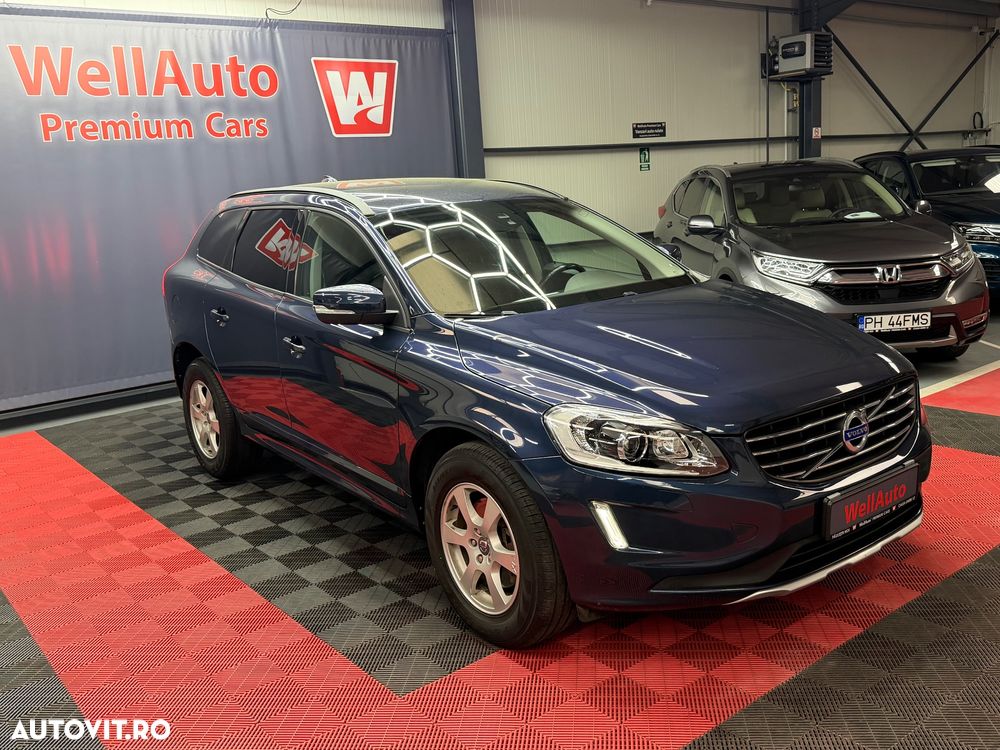 Volvo XC 60 D4AWD Momentum - 2
