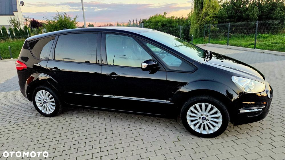 Ford S-Max 2.0 TDCi DPF Titanium - 13