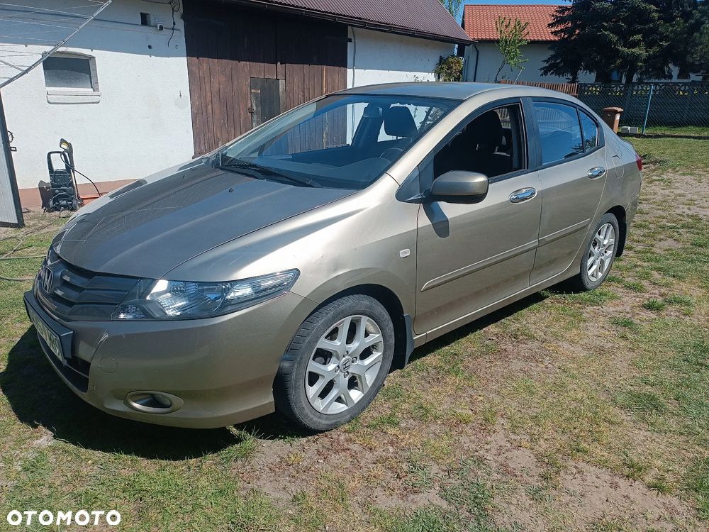 Honda City 1.4 Comfort - 1