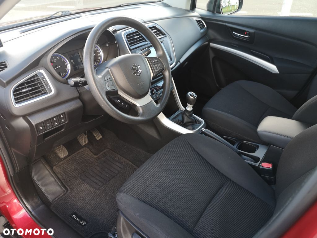 Suzuki SX4 S-Cross - 19