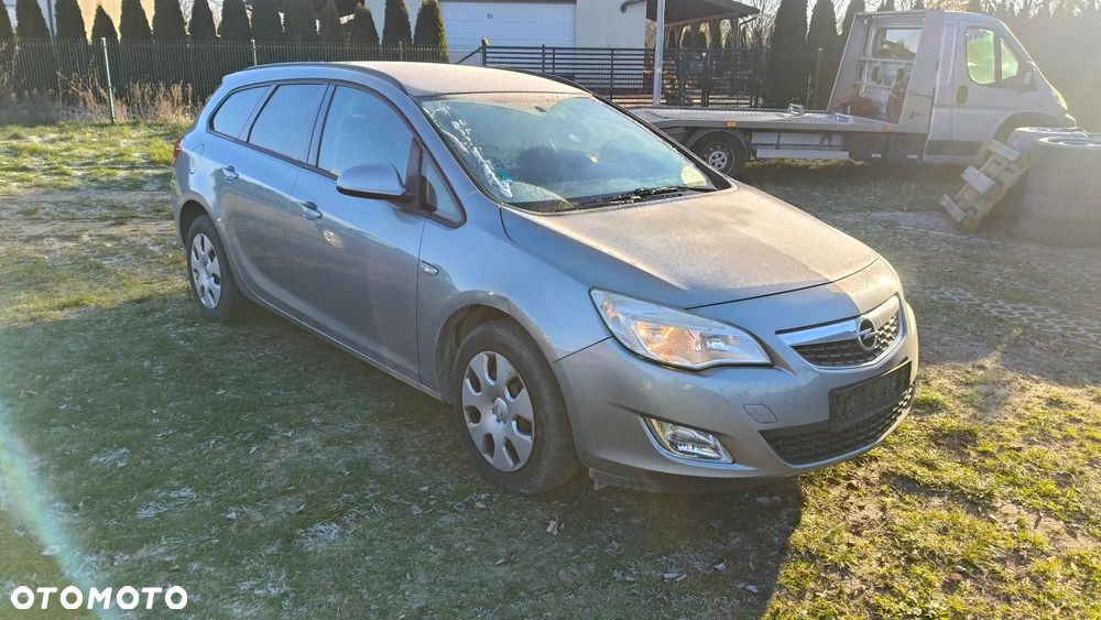 Opel Astra 1.4 Turbo Design Edition - 2