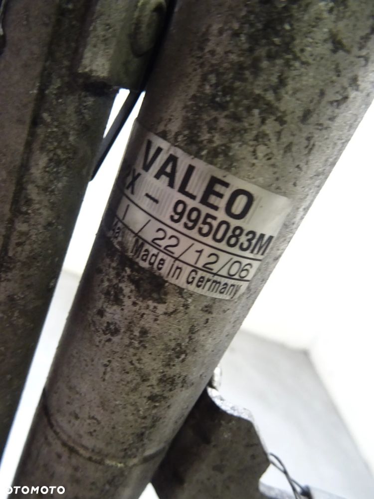 VOLVO S60 LIFT 2.4B CHŁODNICA KLIMATYZACJI - 3