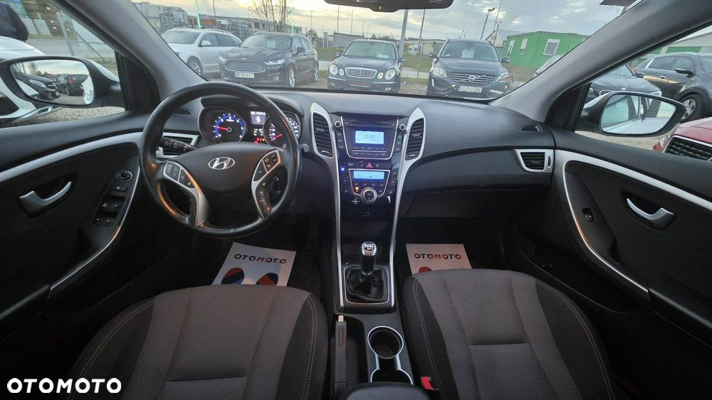Hyundai i30 - 19