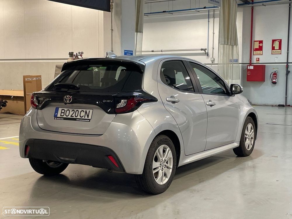 Toyota Yaris - 4