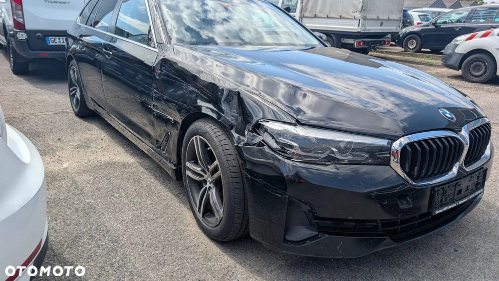 BMW Seria 5 540d xDrive Luxury Line - 4