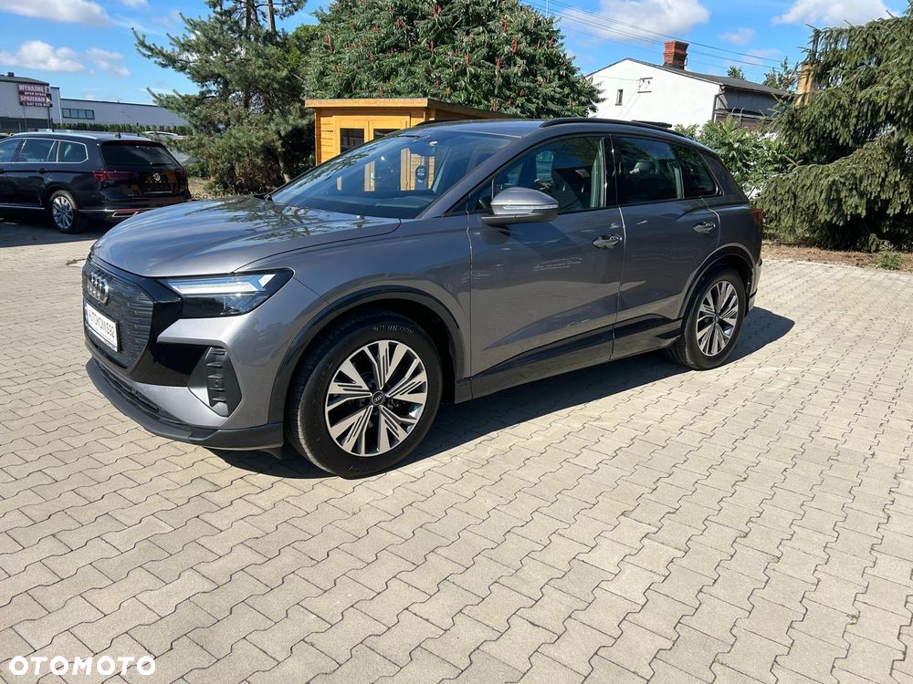 Audi Q4 e-tron - 12