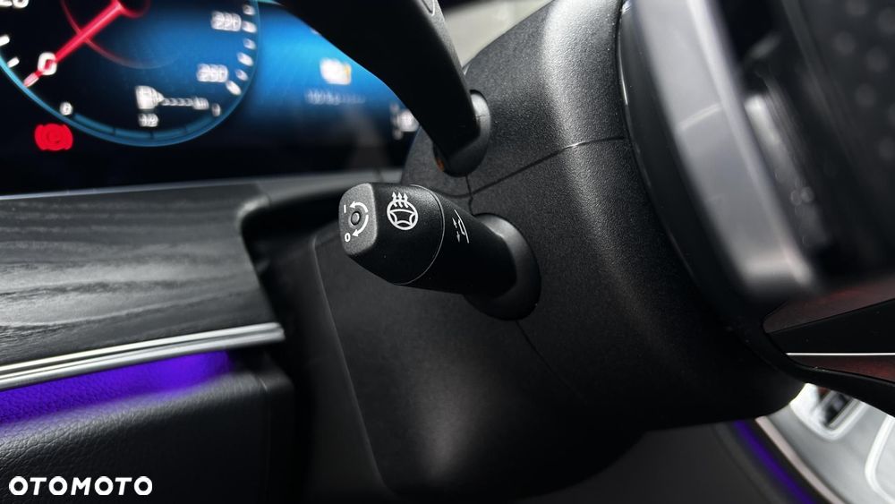 Mercedes-Benz Klasa E - 16