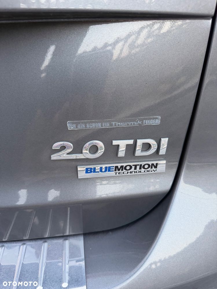 Volkswagen Touran - 19