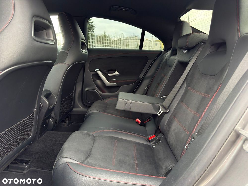 Mercedes-Benz CLA - 28