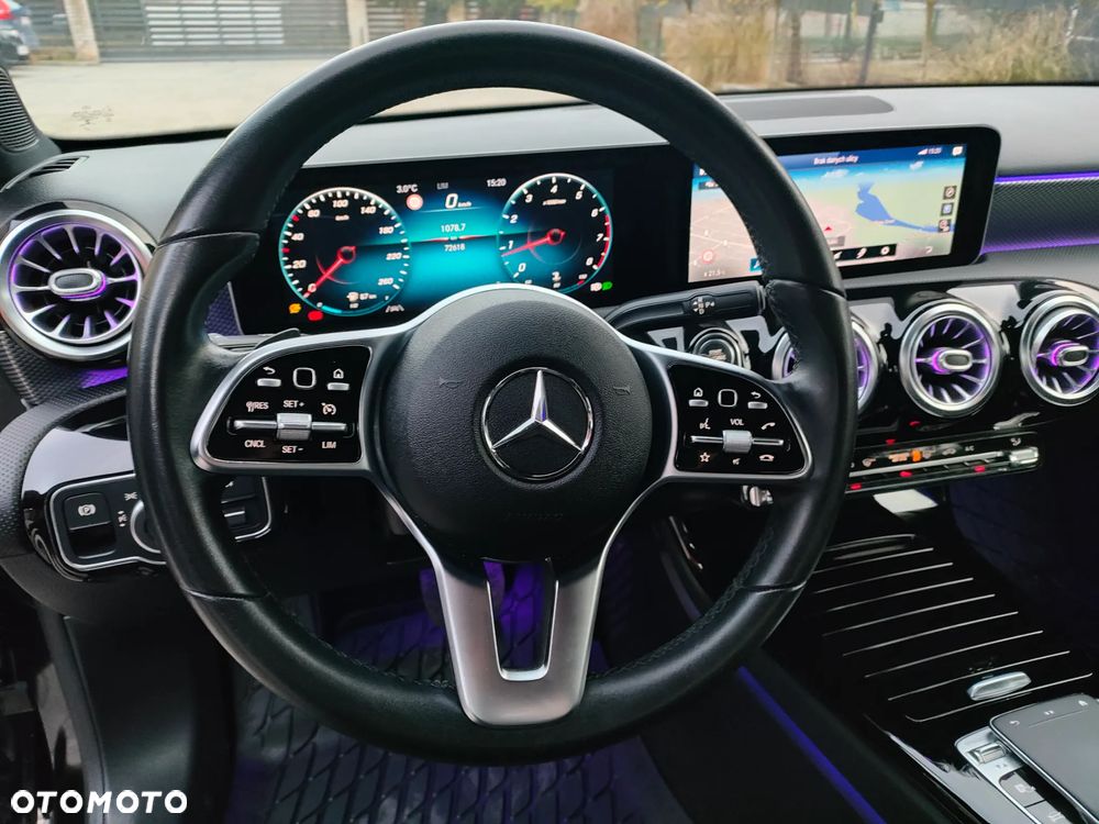 Mercedes-Benz Klasa A 220 Progressive 7G-DCT - 24