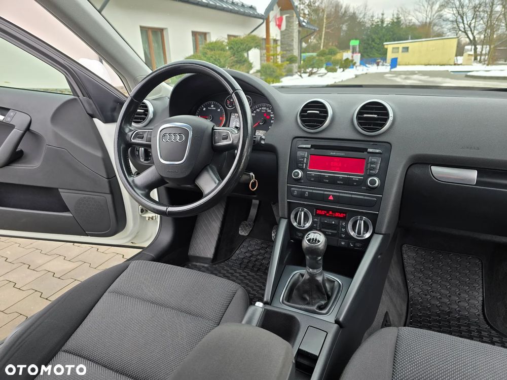 Audi A3 Sportback 2.0 TDI DPF Quattro Attraction - 13