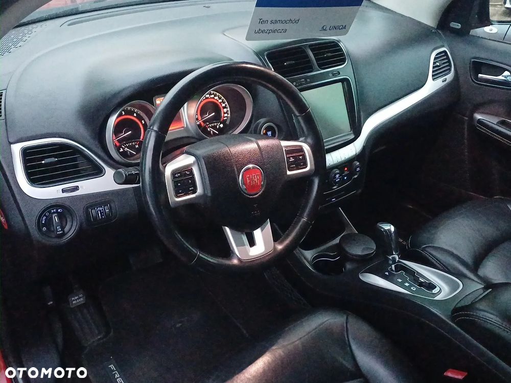 Fiat Freemont 2.0 Multijet Lounge AWD - 4