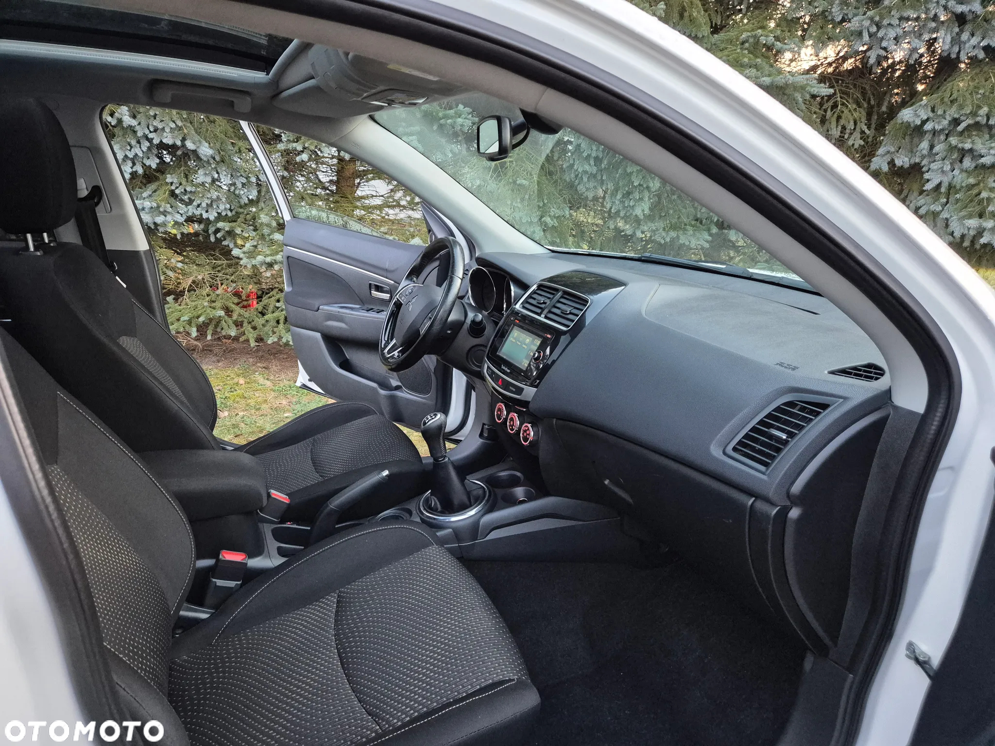 Mitsubishi ASX 1.6 Intense Plus Navi - 17