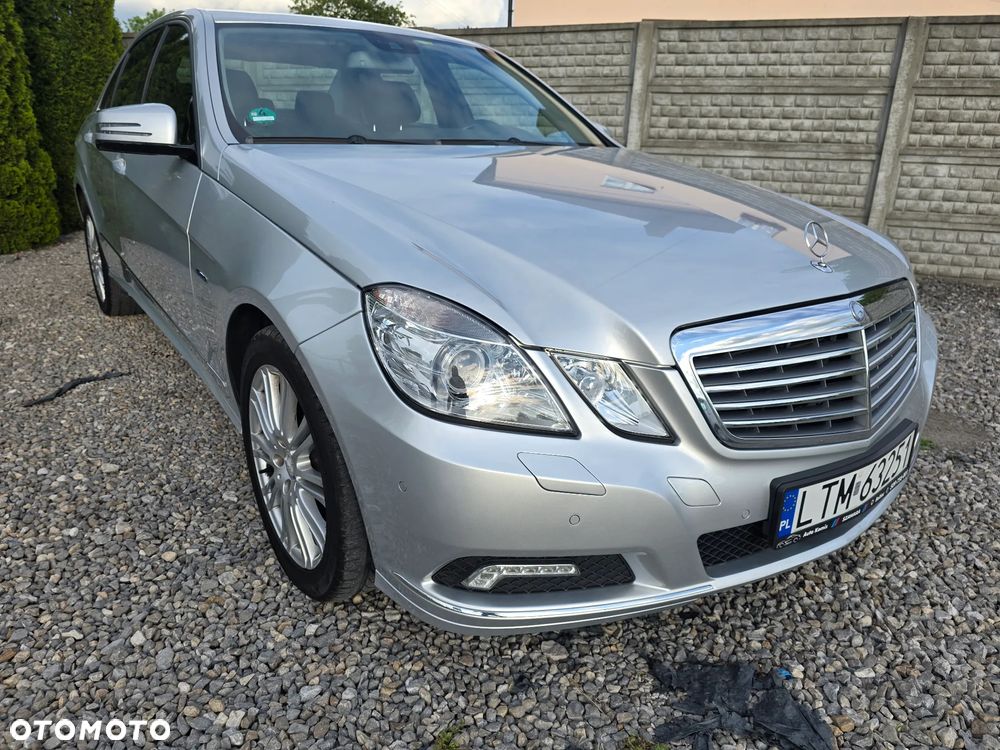 Mercedes-Benz Klasa E 350 CDI BlueEff Elegance - 24