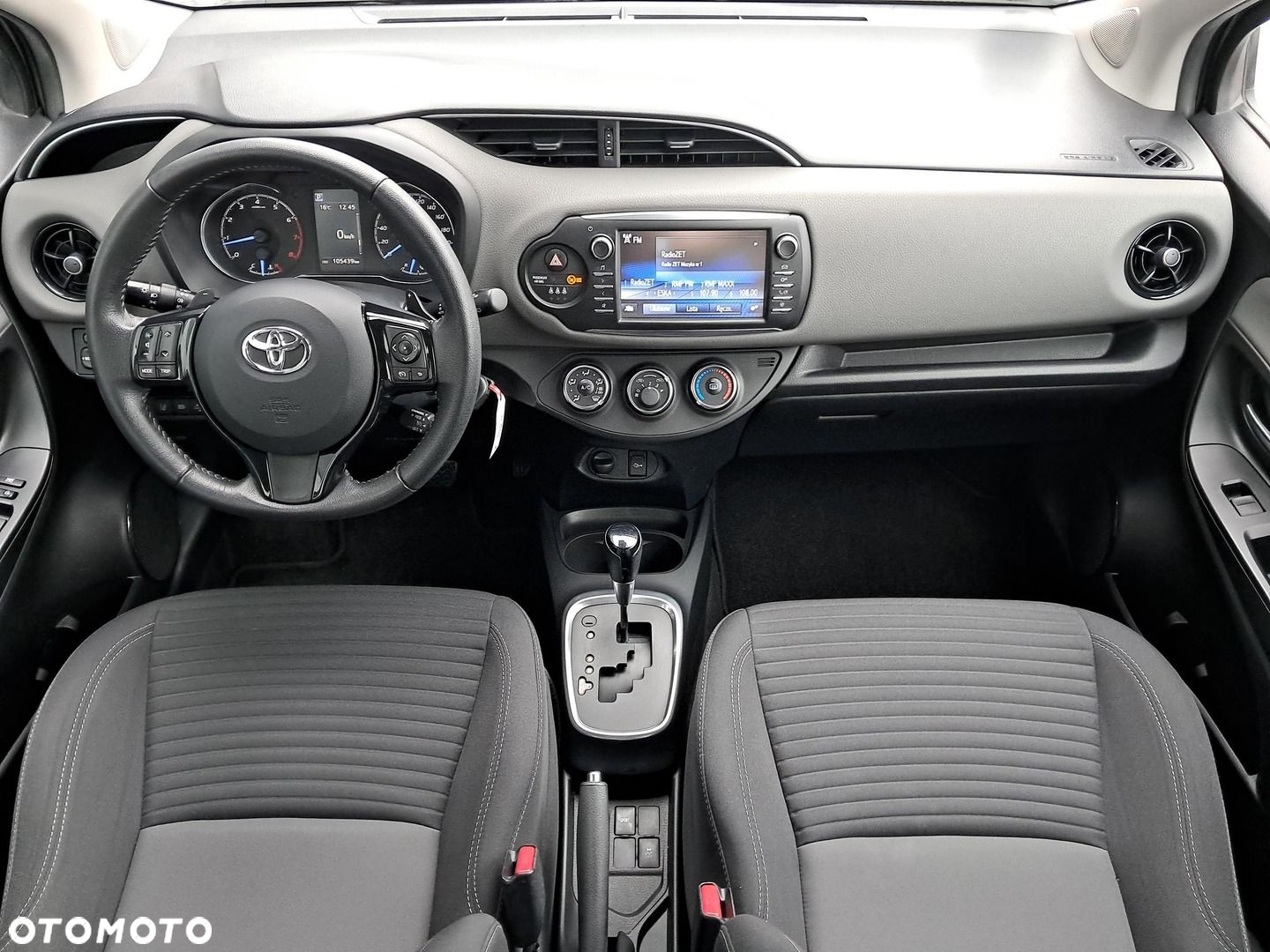 Toyota Yaris 1.5 Premium CVT - 15