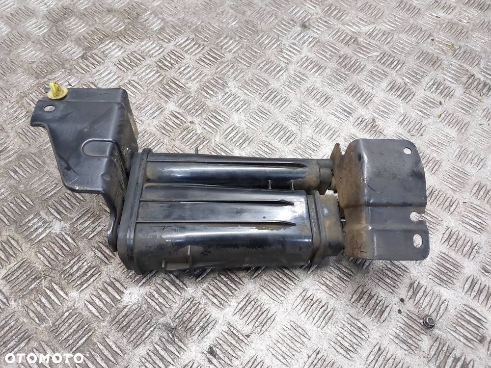 FILTR WĘGLOWY KIA CARENS IV LIFT 1.6 GDI 314103X000 - 3