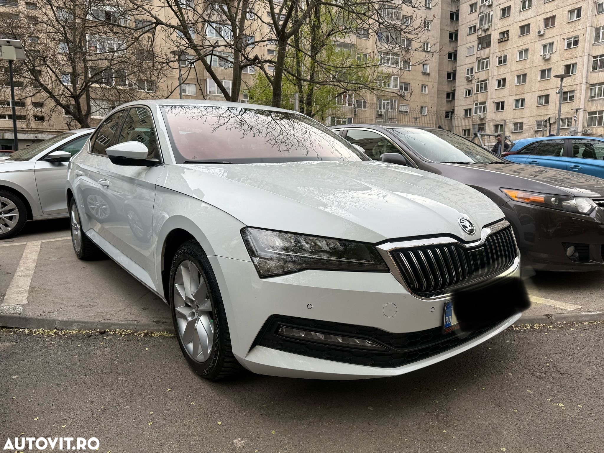 Skoda Superb 2.0 TDI DSG Ambition - 12