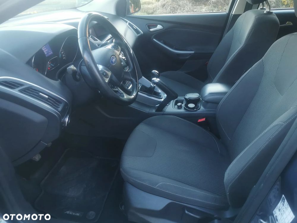 Ford Focus 1.6 EcoBoost Titanium - 9