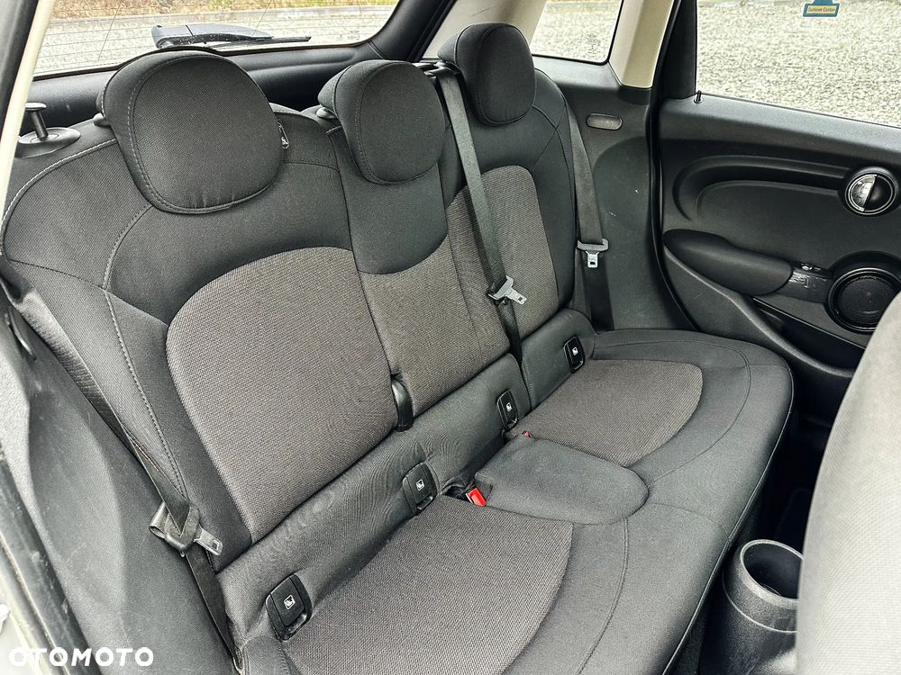MINI Cooper John Works Trim - 25